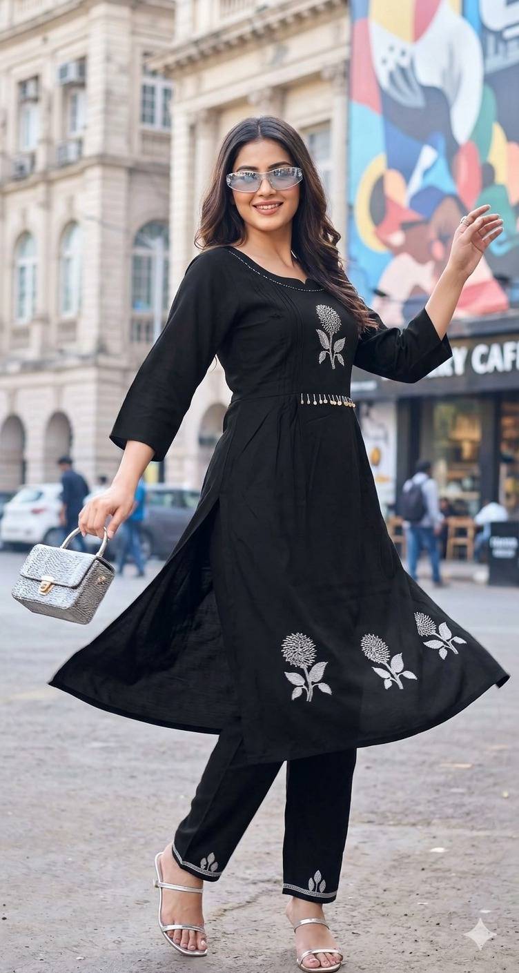 LADY QUEEN By kaamiri  01 To 06 Series Beautiful Festive Suits Colorful Stylish Heavy Rayon kurtis At Wholesale Price
